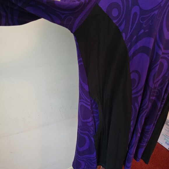 Babs Vancouver - Boutique Tunic in Purple Circles & Swirls, Inset Black - Picture 4 of 9